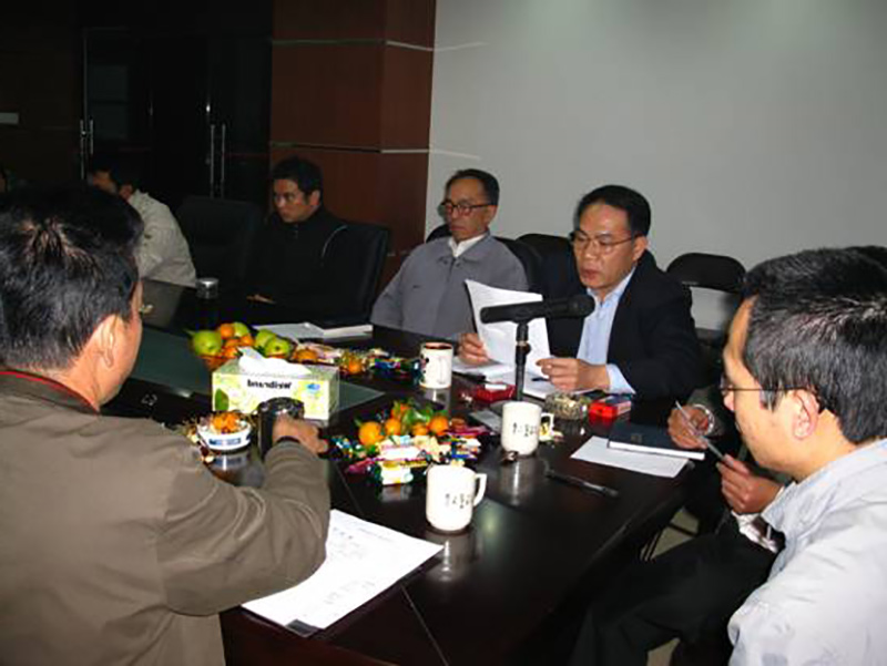 2008年专业技术人员座谈会1.jpg