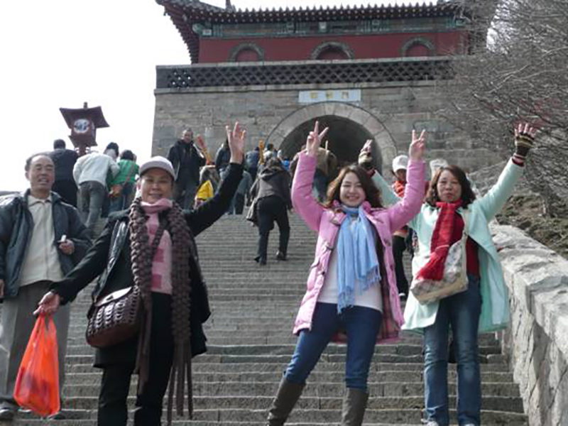 2009年3月份集团工会组织全体员工外出旅游活动11.jpg